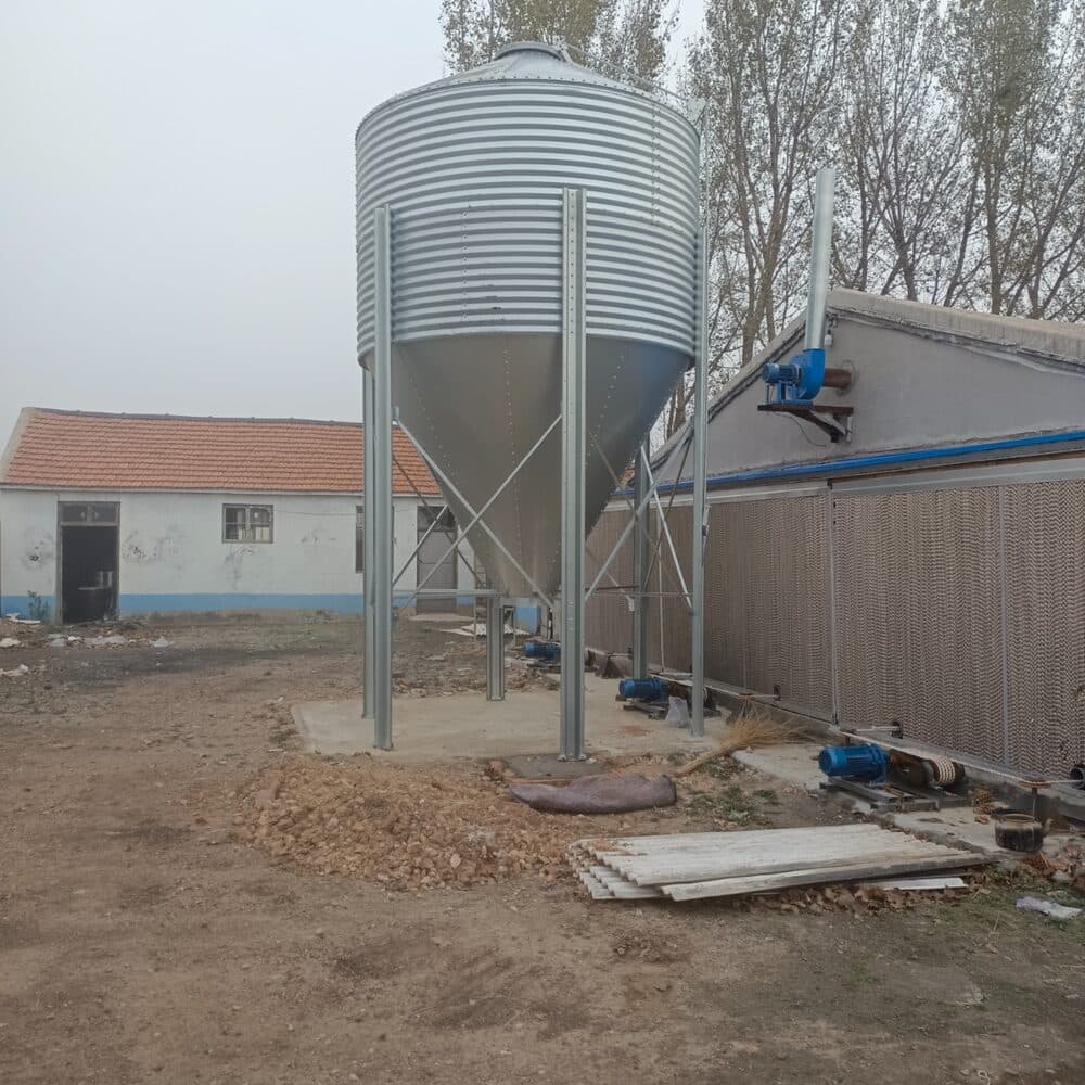 Silo de almacenamiento de alimento